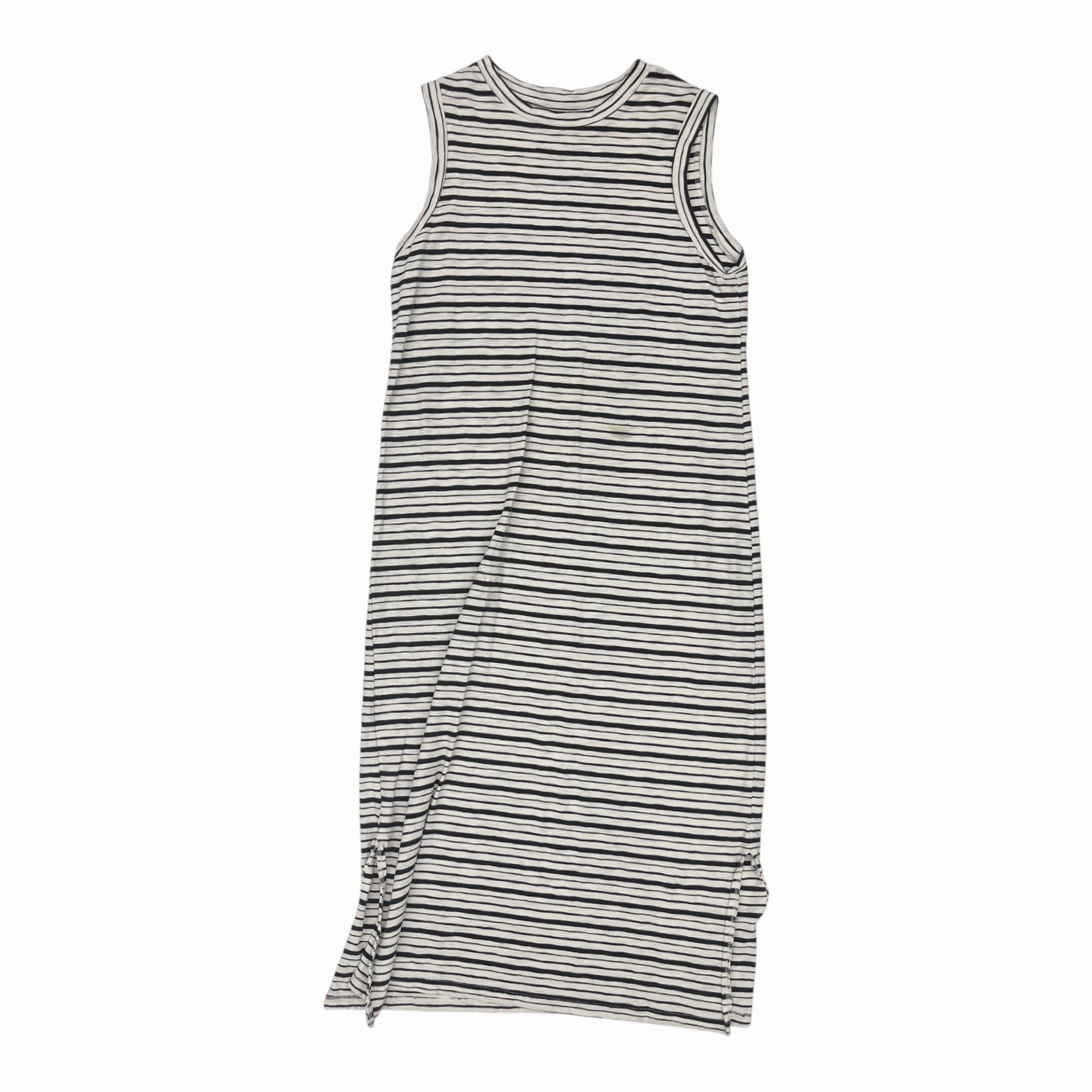 Dress Casual Midi By Universal Thread In Striped Pattern, Size:M
