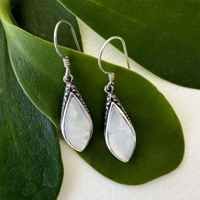 Truly Elegant Mother-of-Pearl Earrings - Sterling Silver, Indonesia